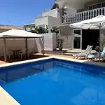 Villa Detached Pool Villa, Idyllic Setting 450m To